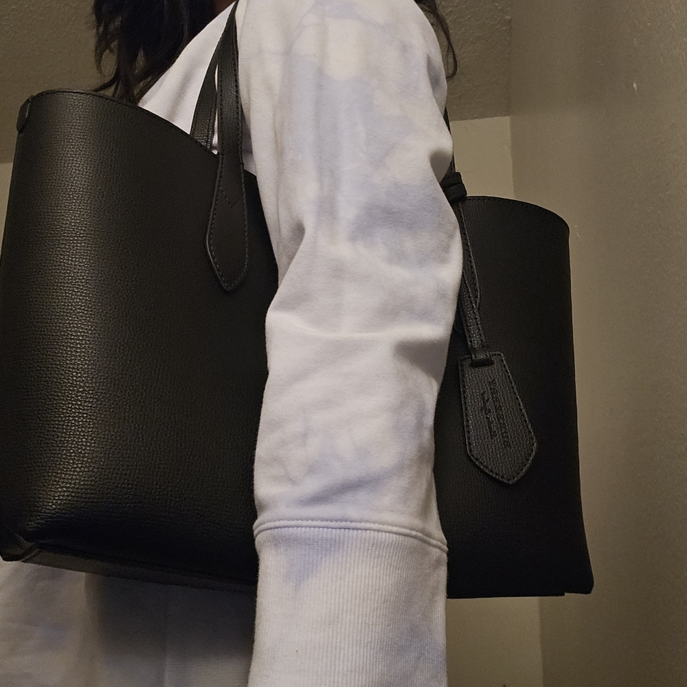 Burberry medium tote - Picture 10 of 16